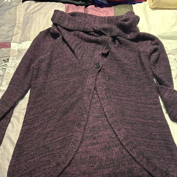 Reitman’s sweater - Picture 1 of 1